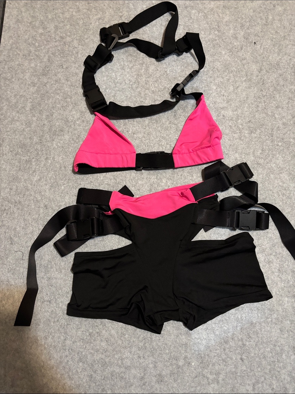 Rave Wonderland Utility Neon Pink Buckle Strap Rave Set